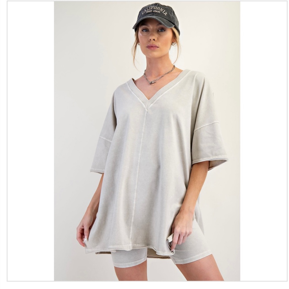 Easel Mushroom Oversized Half Sleeve Pocketed T-Shirt.  reversible.